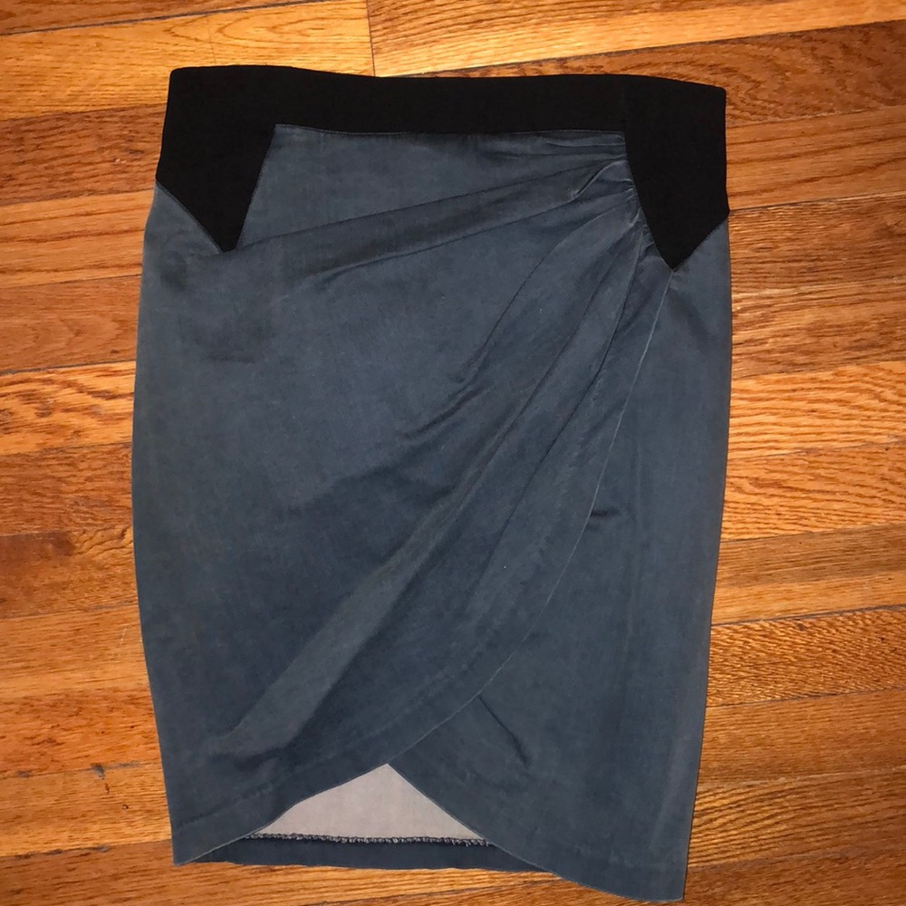 Above the knee Helmut Lang denim skirt XS